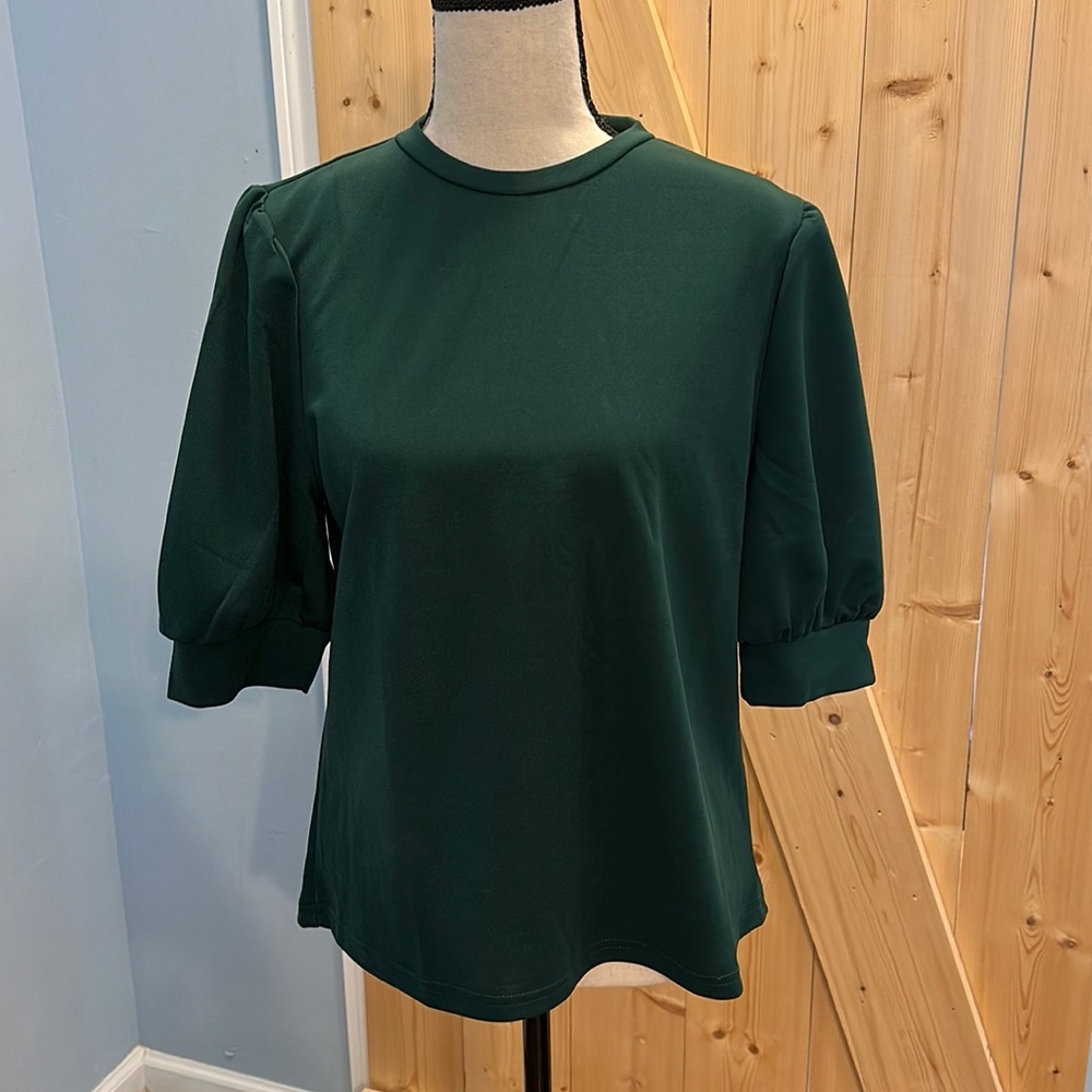 Green Puffy Sleeve Blouse